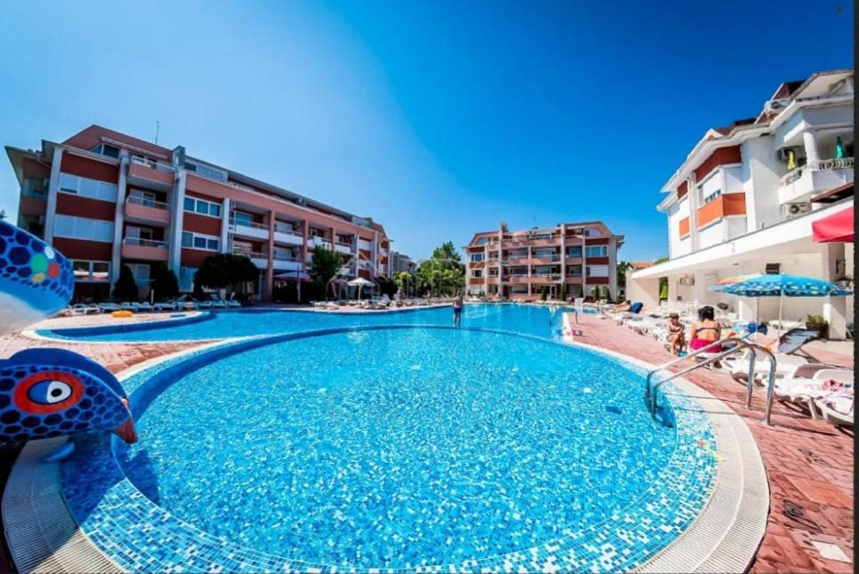 Sunny Fort Private Apartment Slăntjev Brjag Exteriör bild