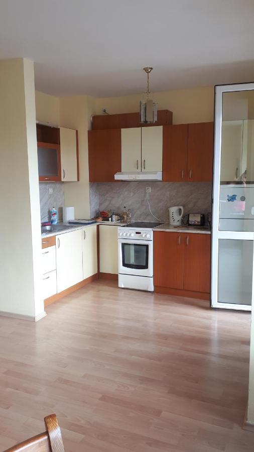 Sunny Fort Private Apartment Slăntjev Brjag Exteriör bild