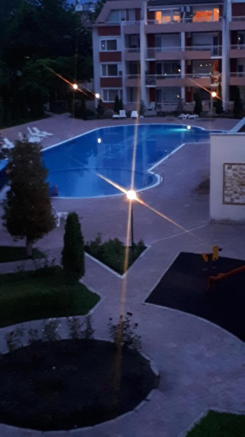 Sunny Fort Private Apartment Slăntjev Brjag Exteriör bild