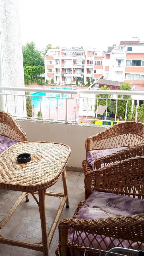 Sunny Fort Private Apartment Slăntjev Brjag Exteriör bild