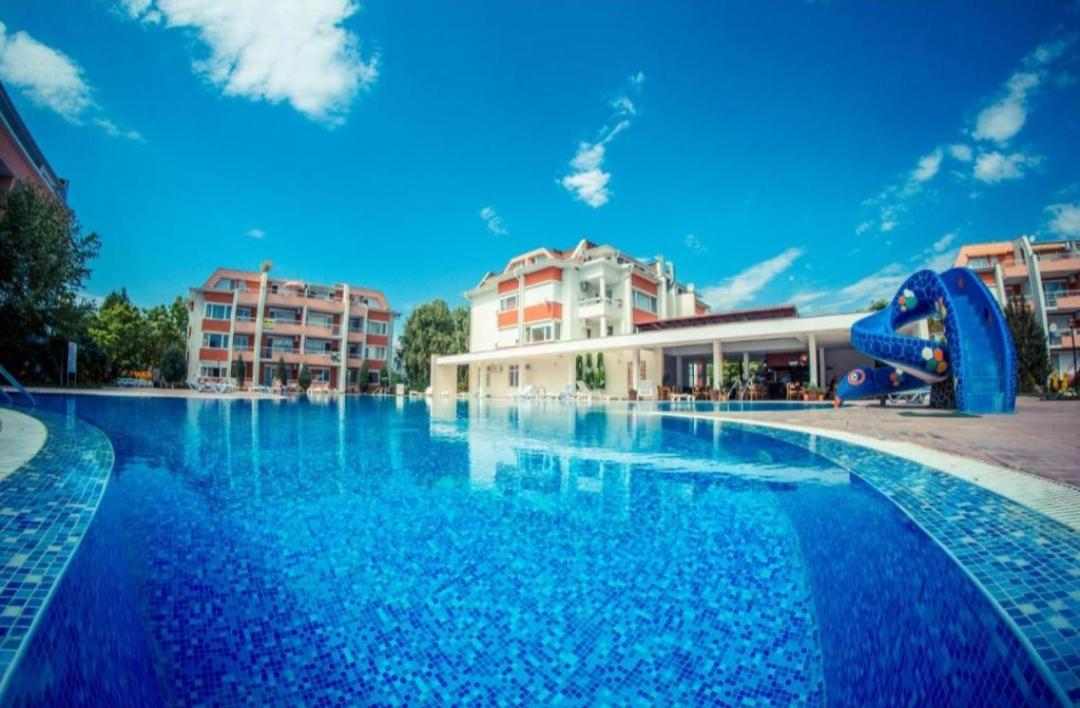 Sunny Fort Private Apartment Slăntjev Brjag Exteriör bild