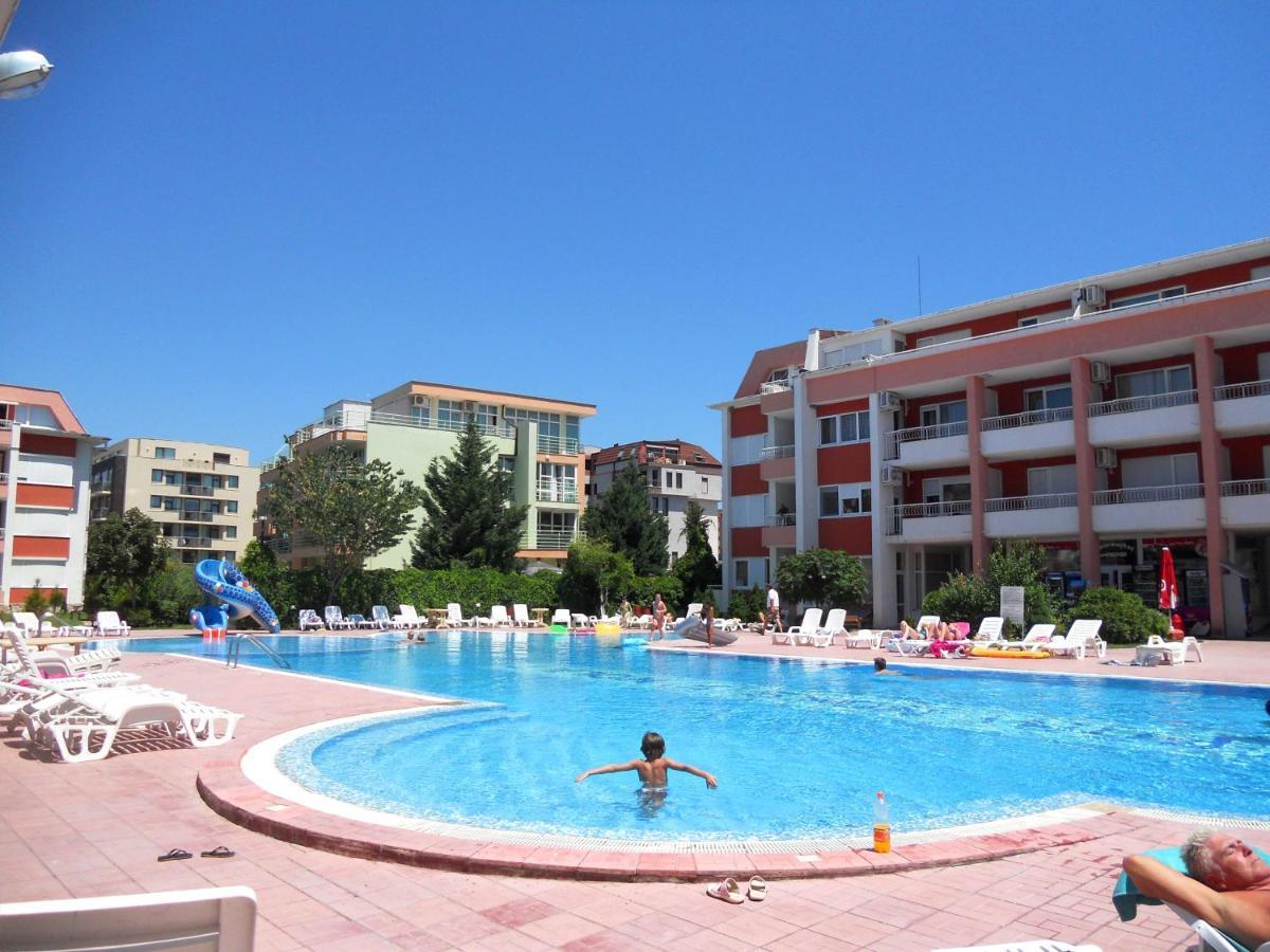 Sunny Fort Private Apartment Slăntjev Brjag Exteriör bild